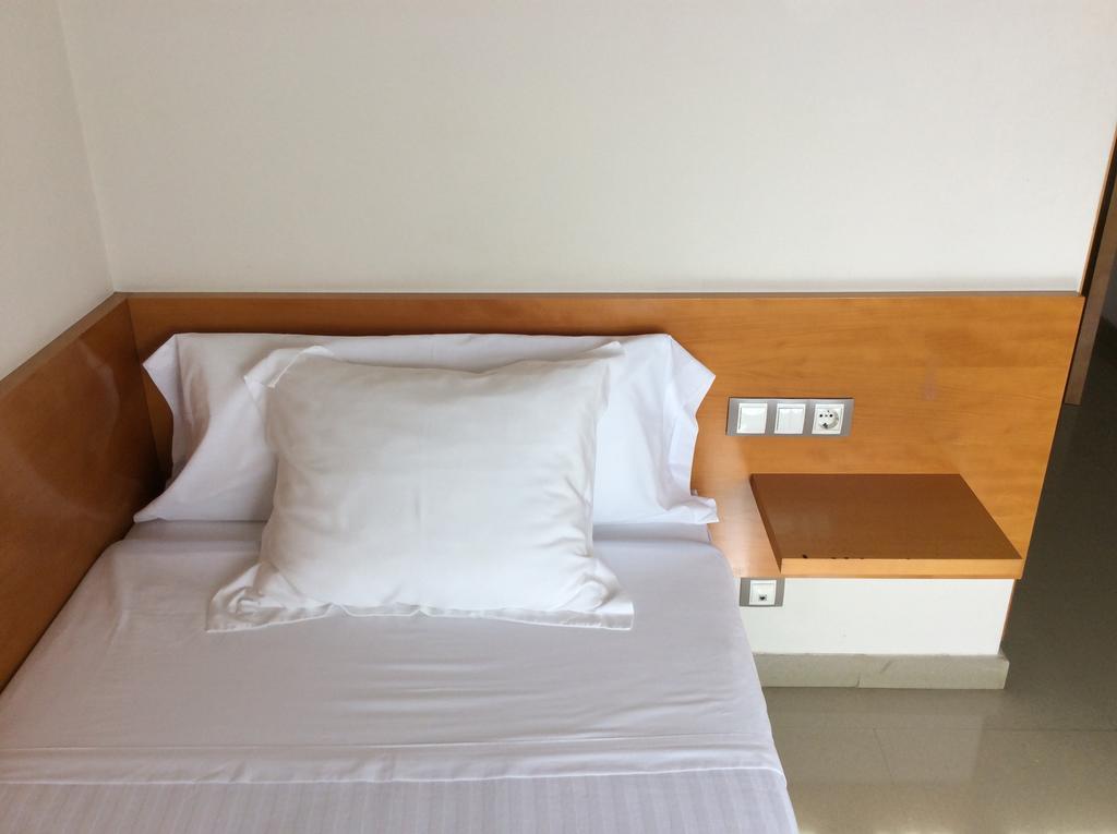 Hotel Viaurelia Montblanc Camera foto